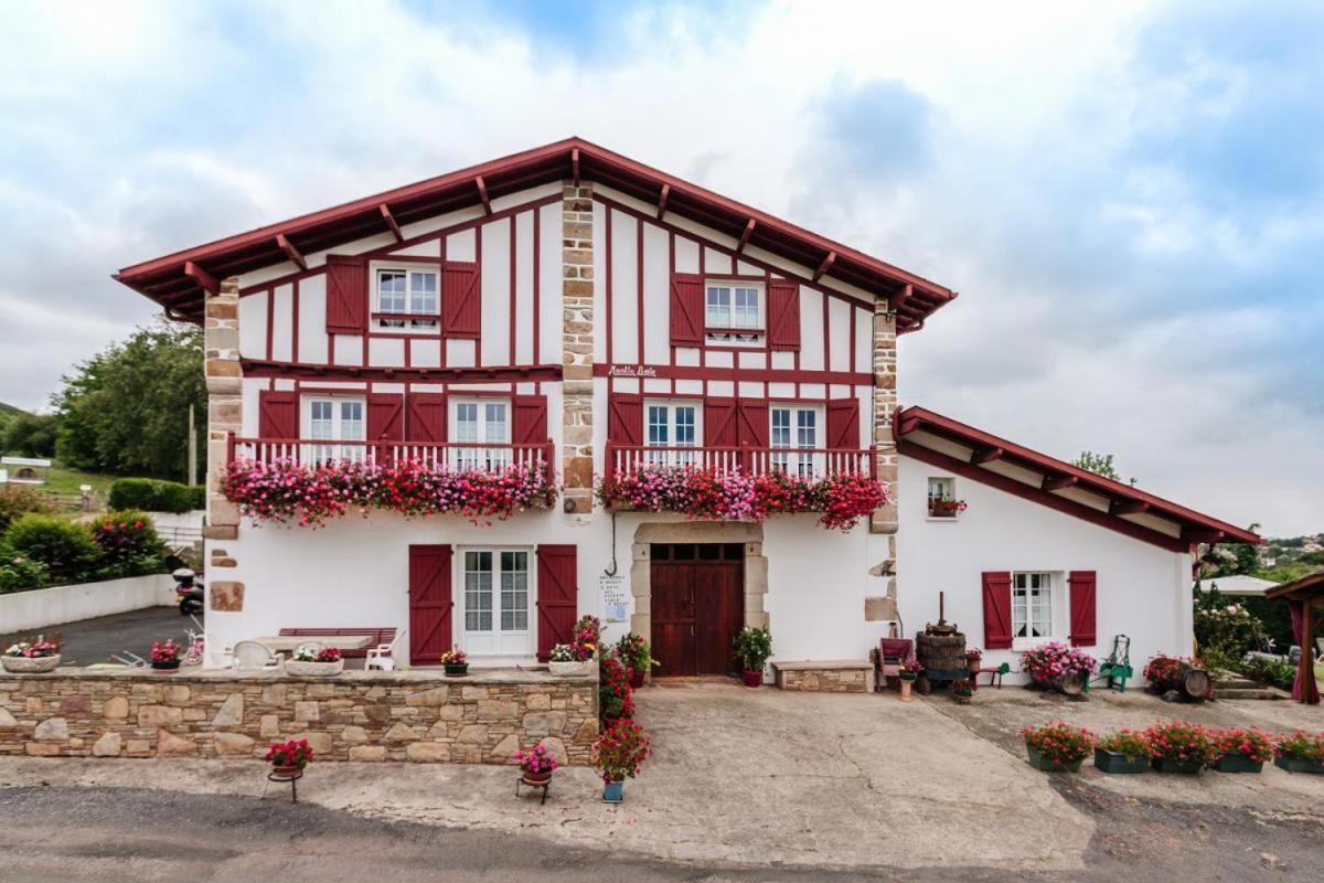 Chambres D'Hotes Manttu Urrugne Exterior photo